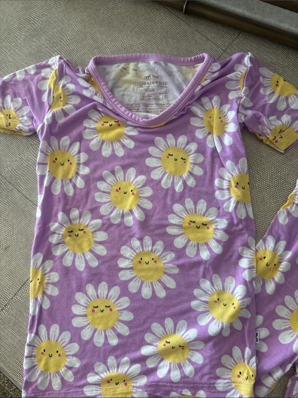 Little Sleepies pajama set size 5/6 Shorts/short sleeve EUC